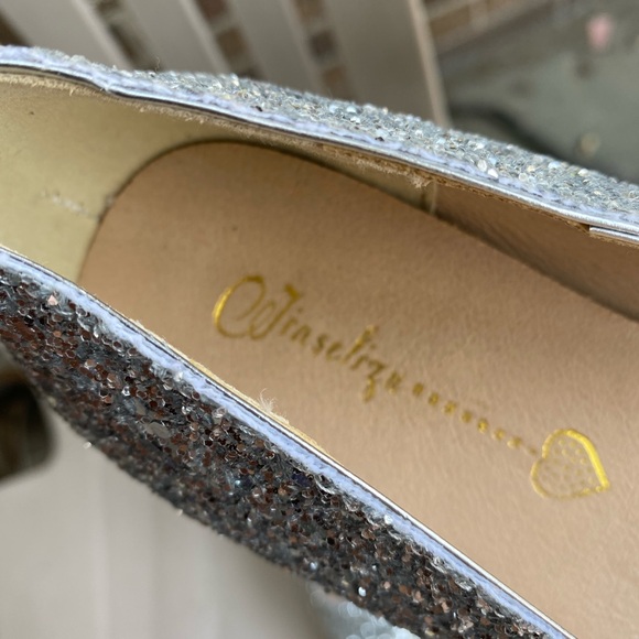 Sparkly Silver Glitter Pointed-Toe Flats - Picture 2 of 10